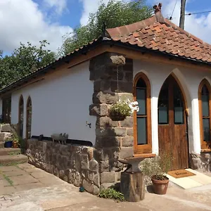 The Hideaway - A Charming, Unique Retreat In Long Ashton, Holiday home Bristol